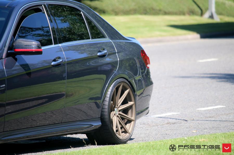 Детали экстерьера Mercedes-AMG E63 on Vossen Wheels (VFS10) 2017 года  (фото 16 из 18)